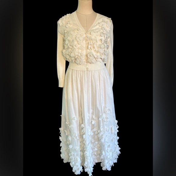 Les Copains Dresses & Skirts - Les Copains Spa 3-D floral cardigan and skirt set